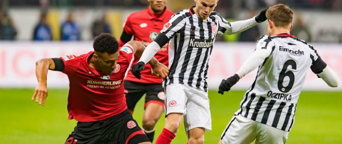 Eintracht Frankfurt vs Guimaraes Prediction 12 December 2019 