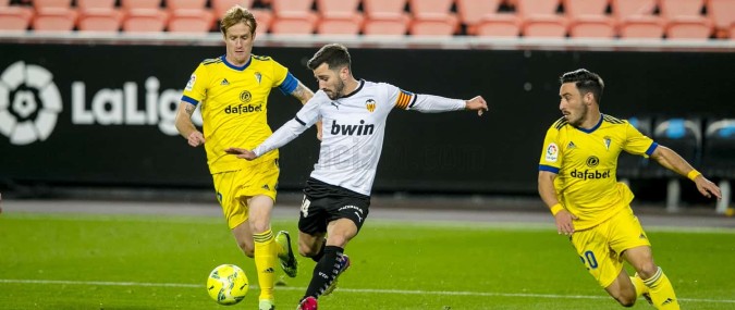 Valencia vs Cadiz CF Prediction 2 February 2022  