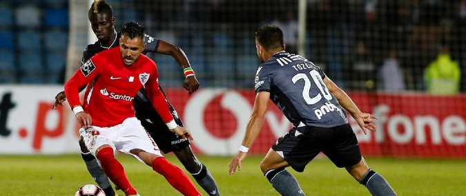 Vitoria Guimaraes vs Santa Clara Prediction 1 May 2022